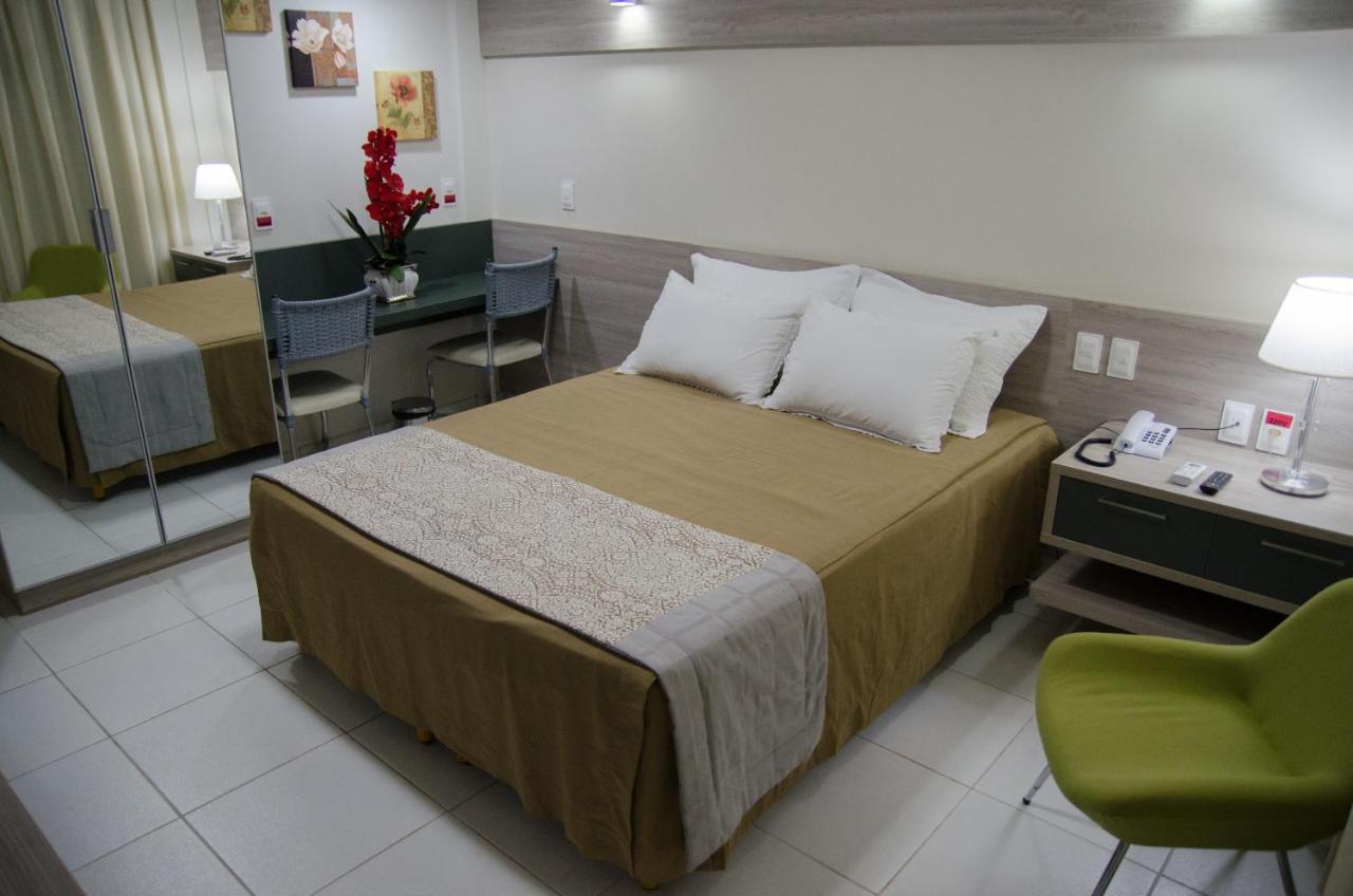Vitoria Palace Hotel มอสโซโร ภายนอก รูปภาพ