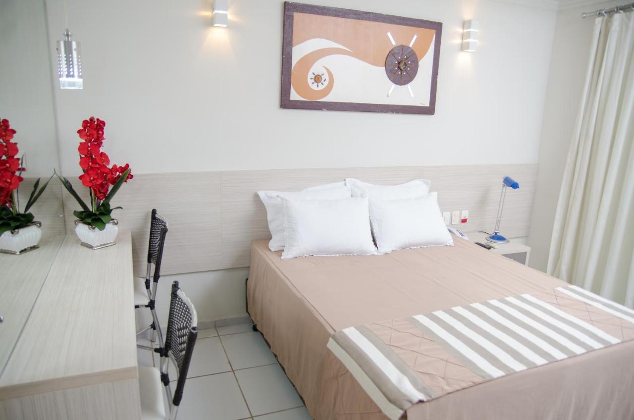 Vitoria Palace Hotel มอสโซโร ภายนอก รูปภาพ