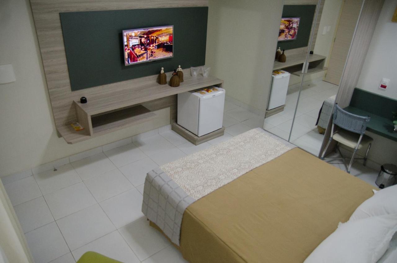 Vitoria Palace Hotel มอสโซโร ภายนอก รูปภาพ